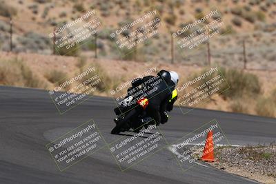 media/Apr-19-2025-AHRMA (Sat) [[3d98ca3309]]/Race/Group 5/Turn 4/